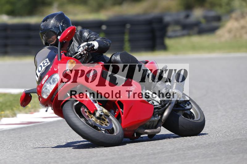 /Archiv-2025/48 25.08.2025 Cornu Master School ADR/blau-bleu/108